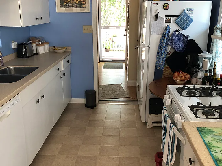 15 Sand St — Photo 6