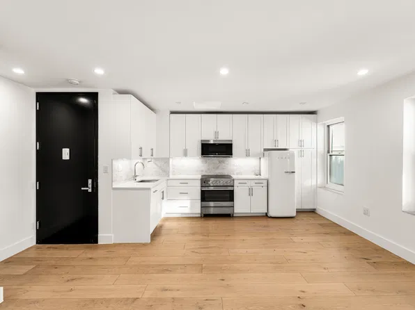 494 Henry Street image 1 of 25