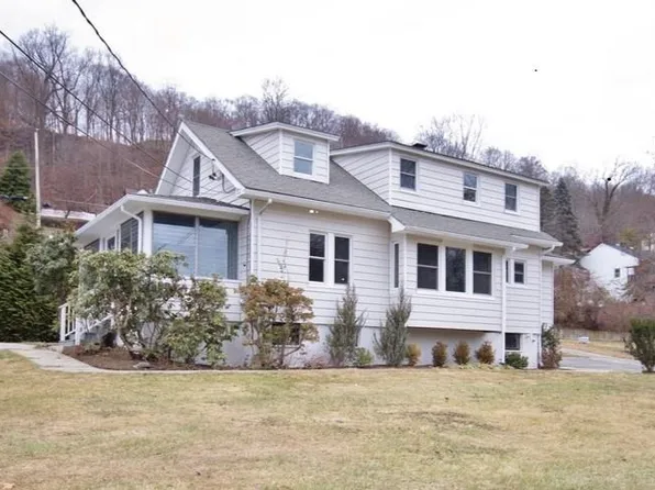 260 Sarles Lane, Pleasantville, NY 10570