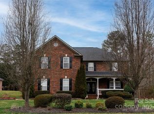 9839 Hofstra Ct, Mint Hill, NC 28227