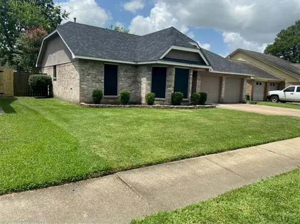 3427 Brookwood Dr, La Porte, TX 77571