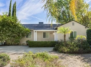 5318 Alhama Dr, Woodland Hills, CA 91364