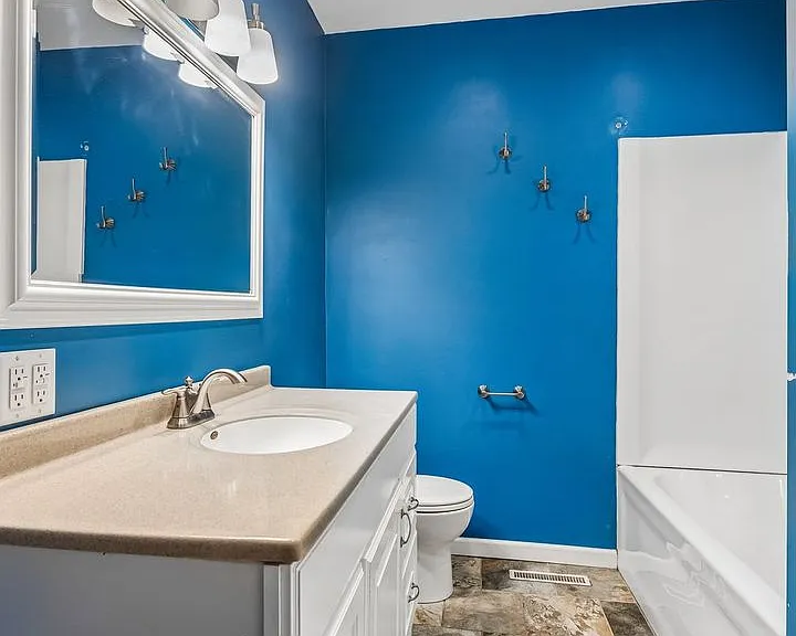 535 N Pebble St — Photo 16