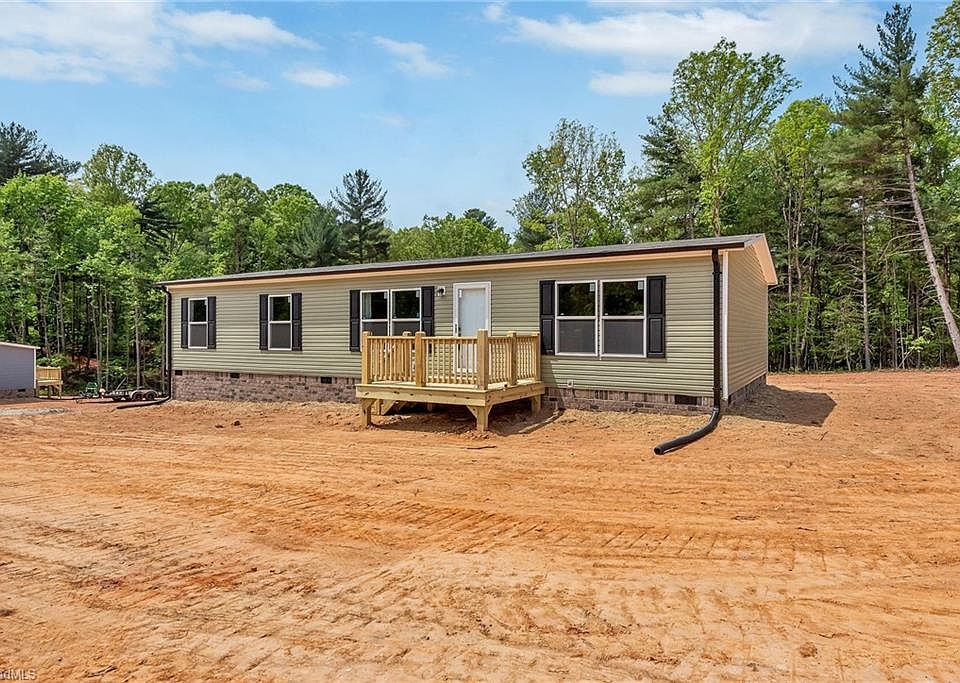 1st image of 533 Breeze Hill Rd