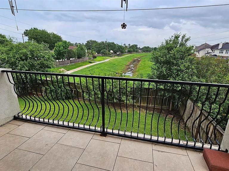 3715 Aldridge Dr — Photo 3