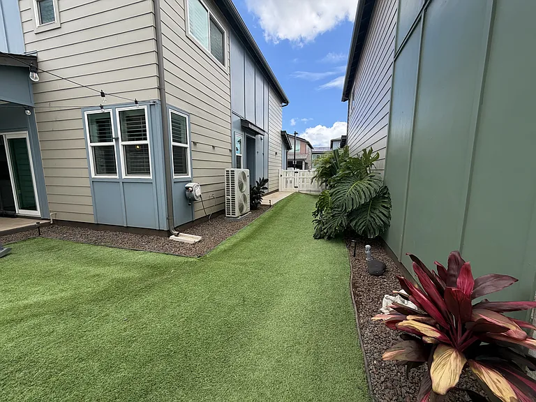 91-1641 Honouliuli St #46 — Photo 24
