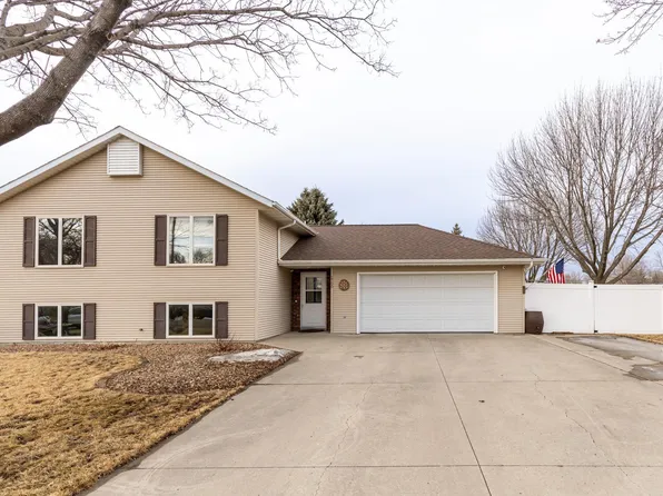 2700 14th Ave NW, Willmar, MN 56201