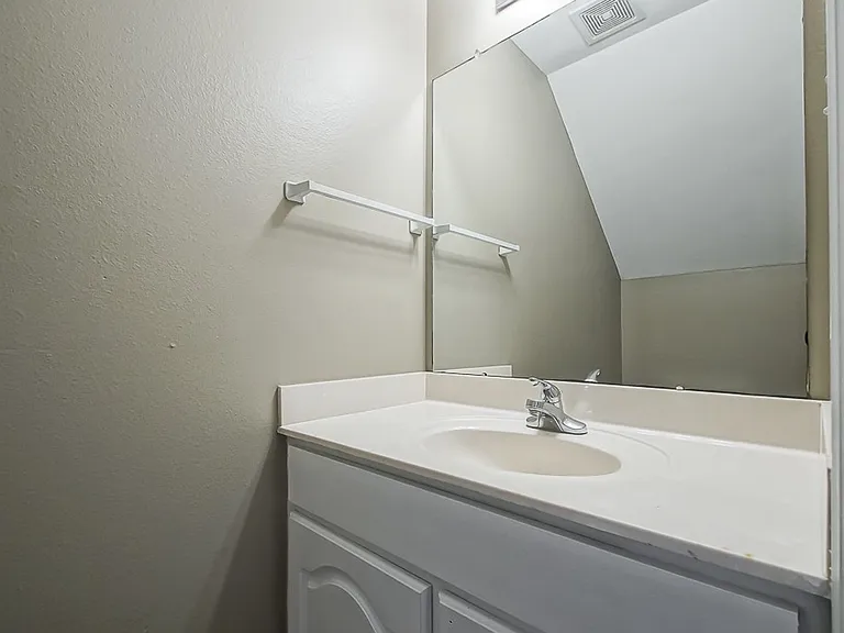 13080 Burgess Ave #8 — Photo 15