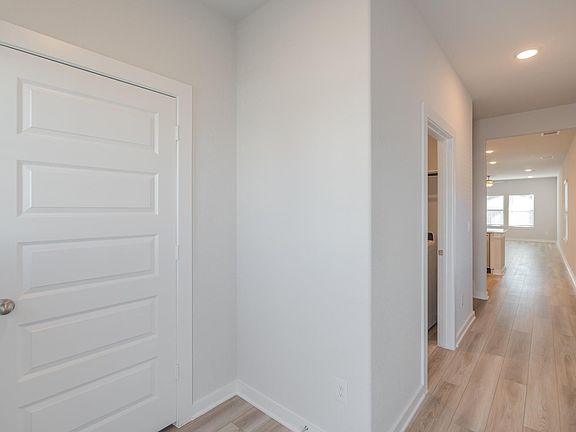 4th image of 8611 Blueberry Ash St