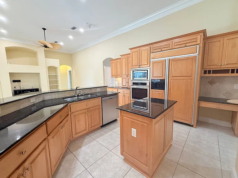 4157 Castle Gate Dr — Photo 6