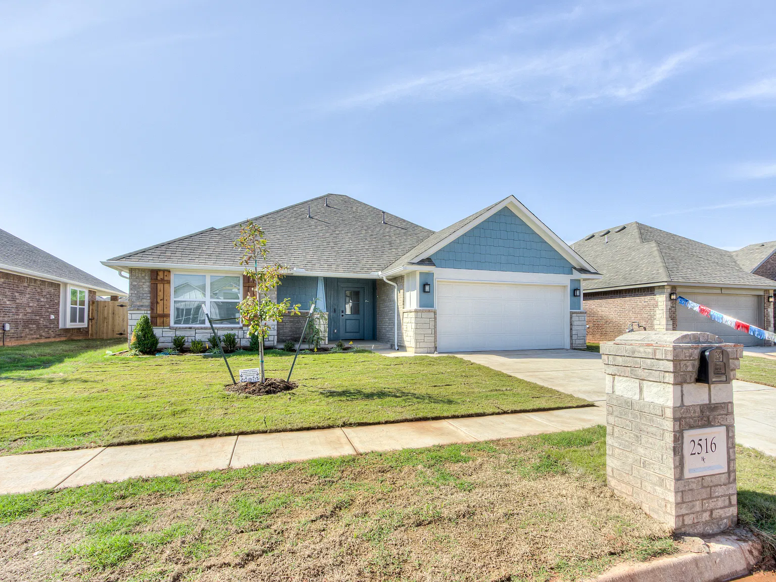 3 bed, 1556 sqft, $2,100 — Photo 1