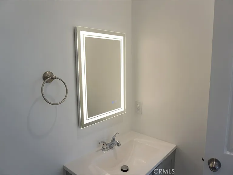 8824 Quartz Ave — Photo 16