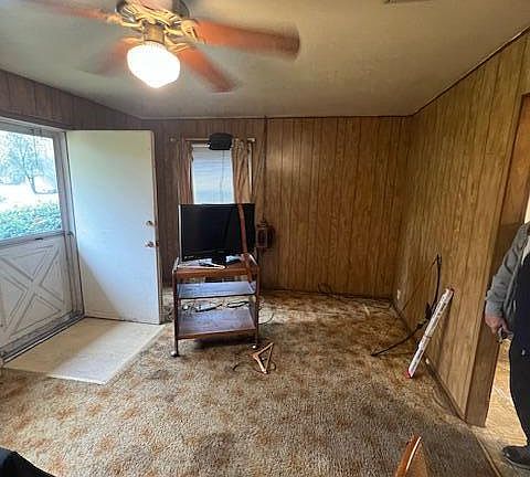2nd image of 2389 E 35th Ave