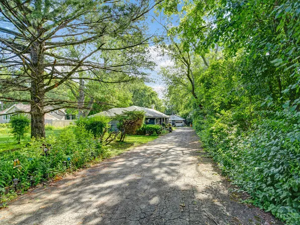 4031 Venard Rd, Downers Grove, IL 60515