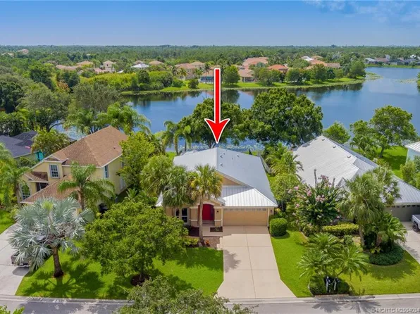 889 NW Waterlily Pl, Jensen Beach, FL 34957