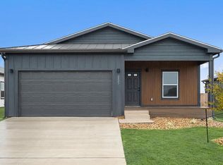 2031 Applewood Dr, Lockhart, TX 78644