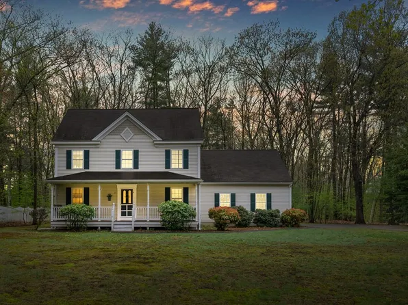 12 Gilson Rd, Littleton, MA 01460