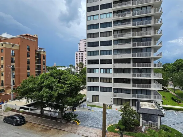 650 Coral Way APT 404, Coral Gables, FL 33134