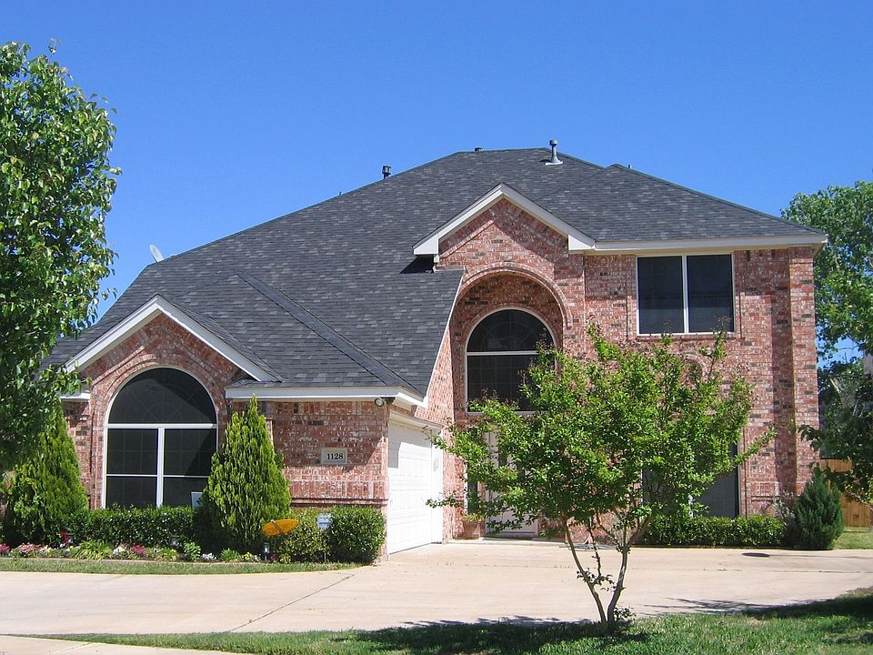 1128 Hartman Ct. Arlington, TX