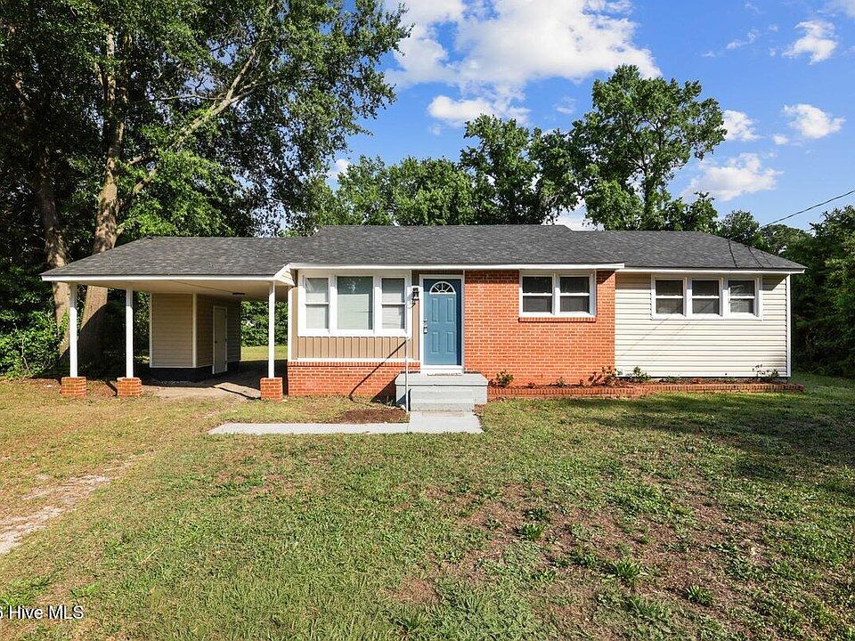 1st image of 218 Banks Court