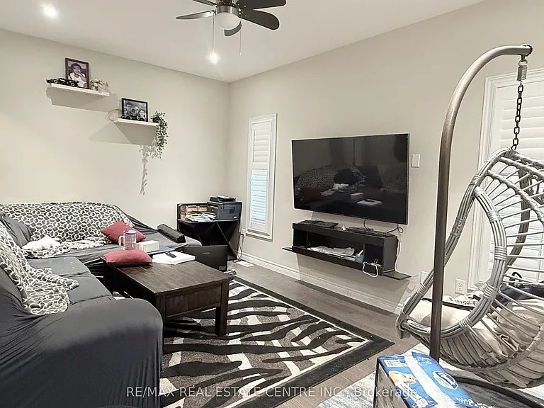 110 Rivertrail Ave — Photo 3