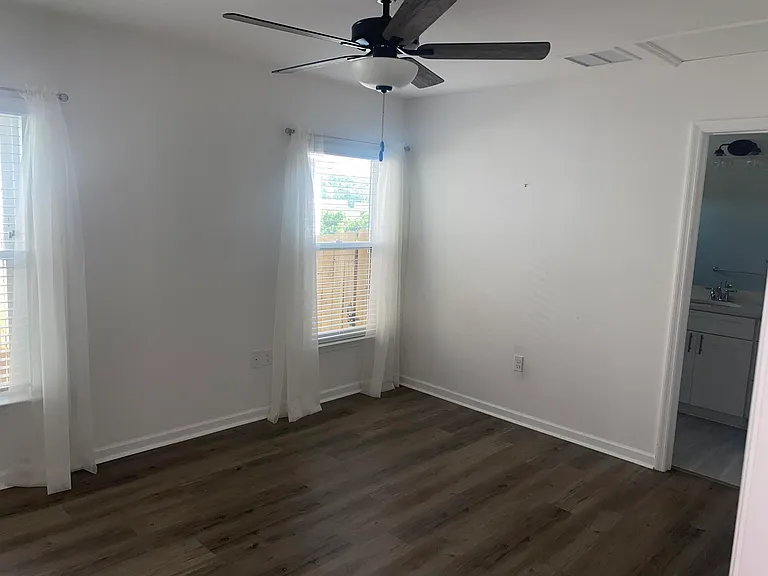 3611 Meadow Vista Ln — Photo 5