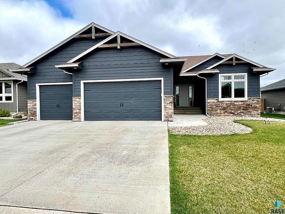 1st image of 3604 E High Plains Cir