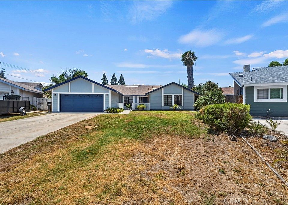 1st image of 24971 Escondido Ct