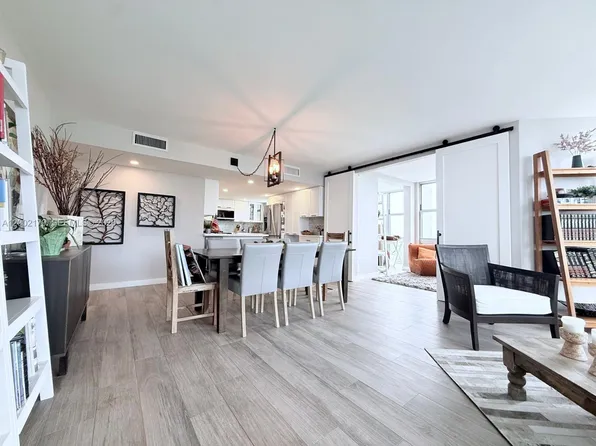 1901 Brickell Ave APT B1809, Miami, FL 33129