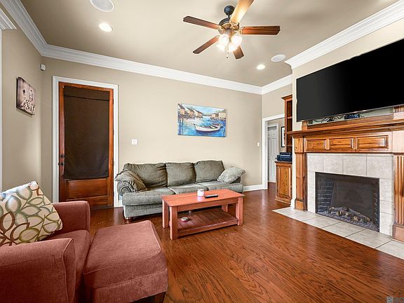 3rd image of 14518 Tanya Dr