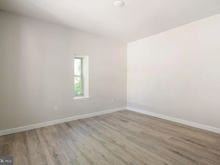 702 E Chelten Ave #2 — Photo 9