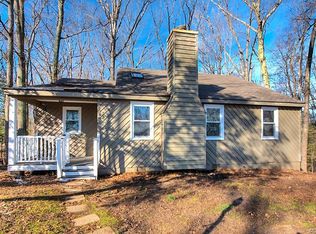 18 Redbridge Ter, North Chesterfield, VA 23236