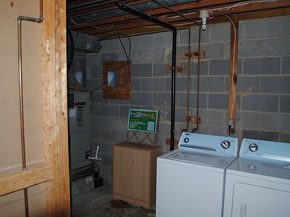Storage/Laundry room
