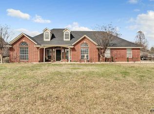 601 Sunnyside Dr, Chandler, TX 75758