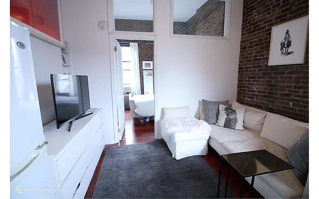 Rented by Douglas Elliman | media 8