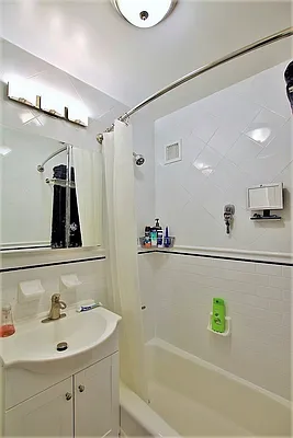 Rented by JK Dansar Corp | media 22