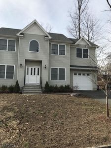 53 Calumet Ave, Lake Hiawatha, NJ, 07034