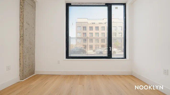 Rented by Nooklyn NYC LLC | media 53