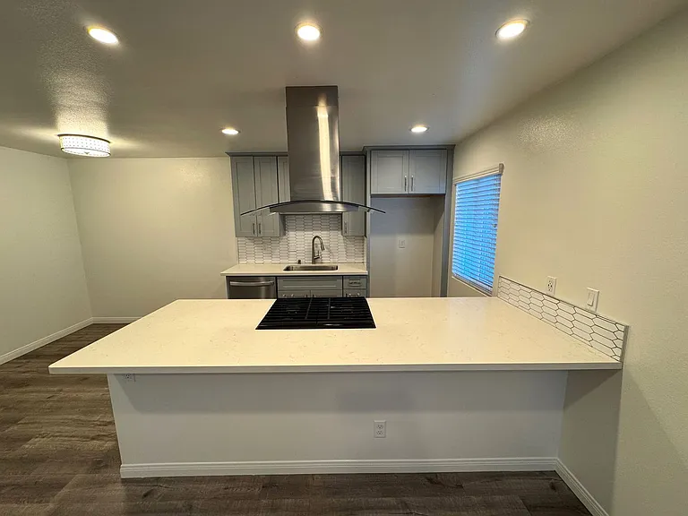 Casa Madrid Apartments — Photo 6