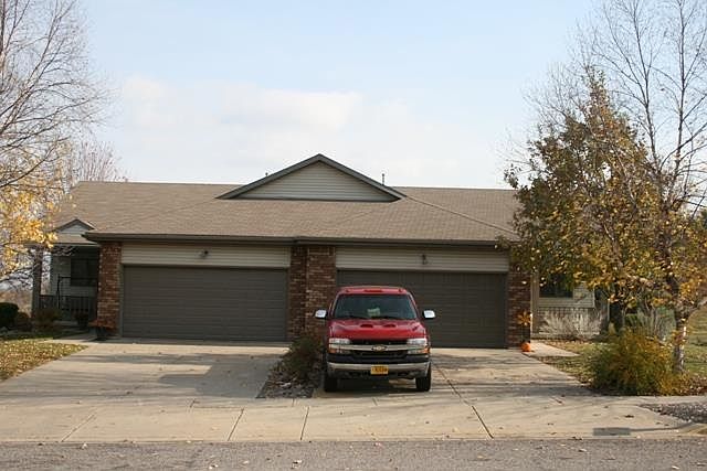 1st image of 711-713 Lichte Dr
