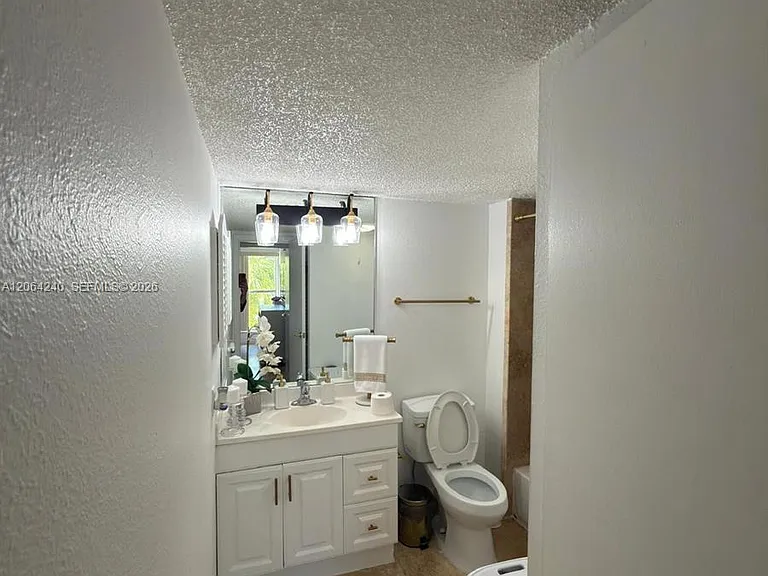2160 SW 16th Ave #320 — Photo 14