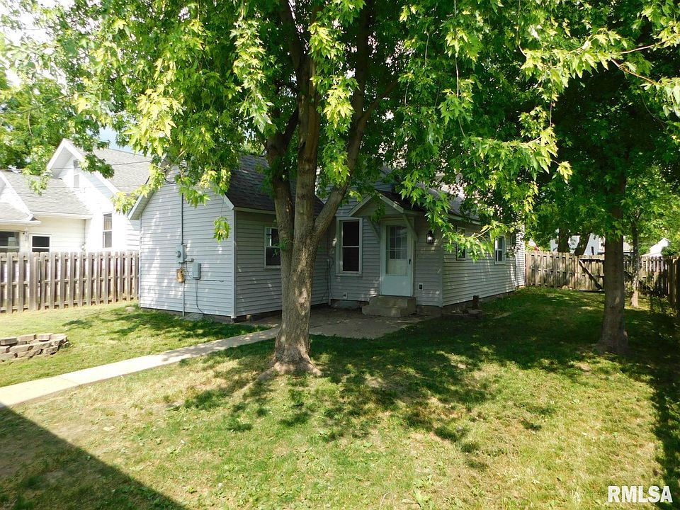 2626 N 3rd St, Clinton, IA 52732 MLS QC4243354 Zillow