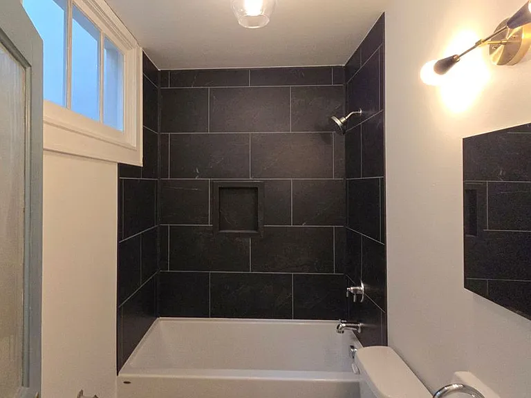 1053 N State St — Photo 12