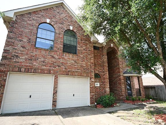 2nd image of 18907 Canyon Rose Dr