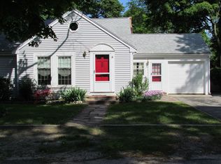30 Russell Rd, Weymouth, MA 02190