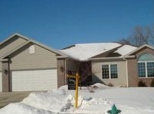 305 Topaz Ct, Ames, IA 50010