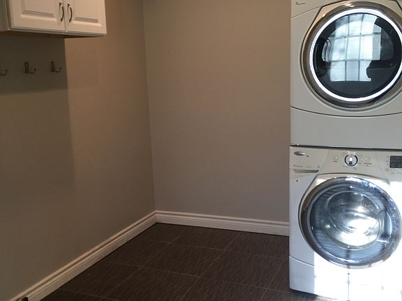 5th image of 222 Almon St