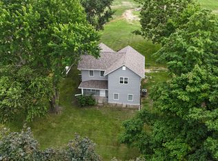 12109 Vanderkarr Rd, Hebron, IL 60034