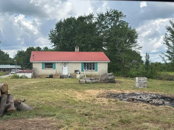 35 Lands End Dr, Crab Orchard, KY 40419