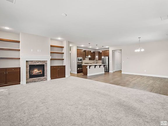 3rd image of 1772 Bella Casa Dr